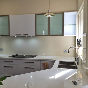 Neutral Kitchen Glass Splashbacks