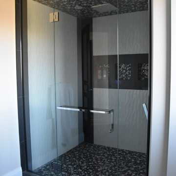 Frameless Glass Showers