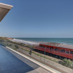 Boomer Beach Framelss Glass - Products