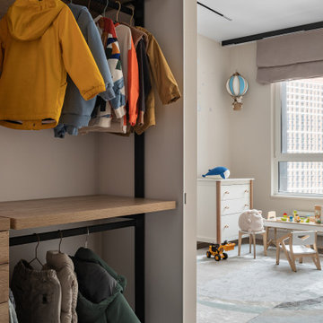 Apartment with three bedrooms and kitchen island