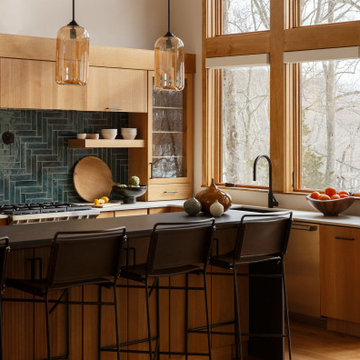 A Wayland Mid-century refuge