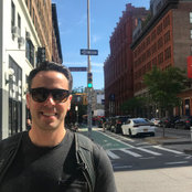 Jon V's photo