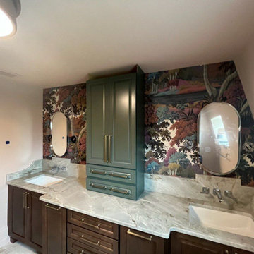 Bathroom wallpaper installation Oregon City, OR