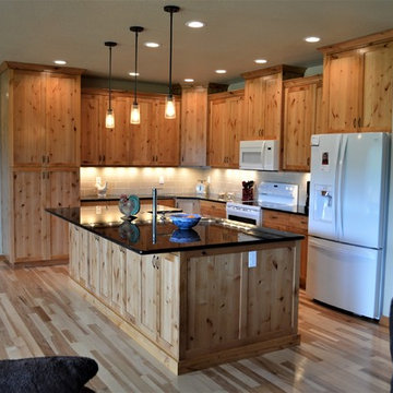 Knotty Alder Shaker Kitchen