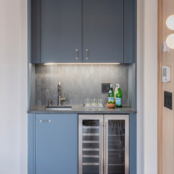 Transitional Blue Slim Shaker Kitchen in Cambridge, MA