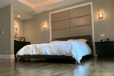 Example of a trendy bedroom design in Chicago