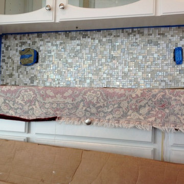 Random Modular Glass Back Splash