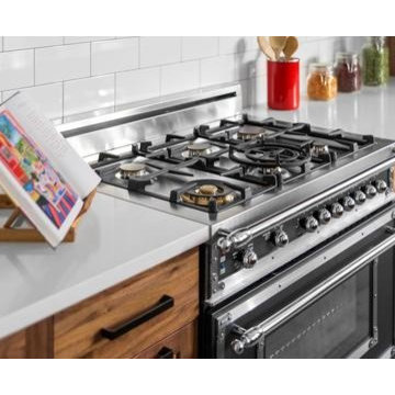 12 unit luxury building Willamsburg Brooklyn Kitchen
