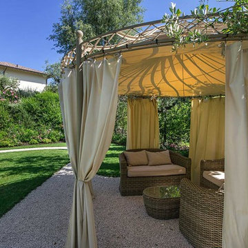 Country Garden with Style