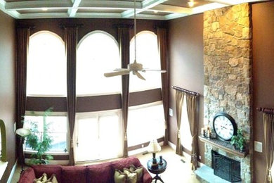 Transitional family room photo in Philadelphia