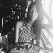 Emily Hodgess foto