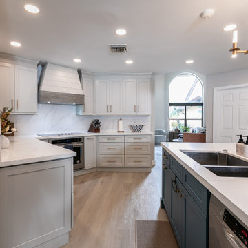 TRANSITIONAL LUXURY KITCHEN