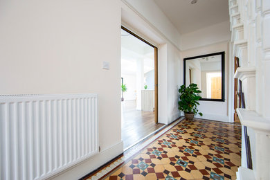 Modern Family Space - Cardiff