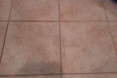 CERAMIC TILE FLOOR & GROUT CLEANING PROJECT