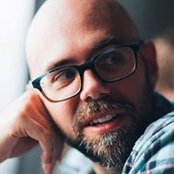 Aaron Lea's photo