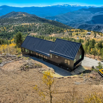 Model Home ~ The "Silver Streak"