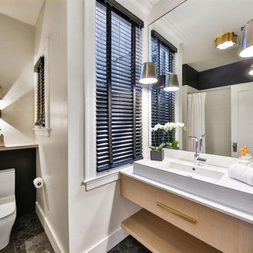 San Francisco - Sacramento Street - Bathroom