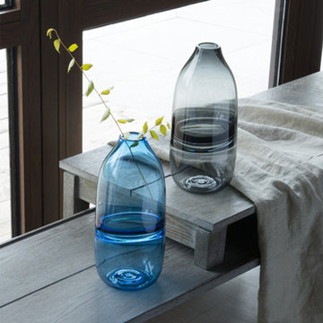 Casamotion Contemporary Hand Blown Glass Vase