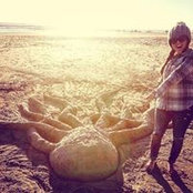 Bailee Johnson's photo