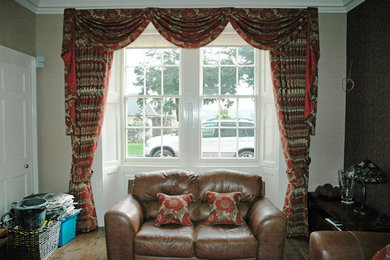 Design ideas for a classic living room in Other.