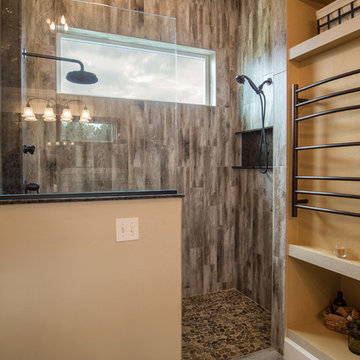 Model Home Owner's Shower