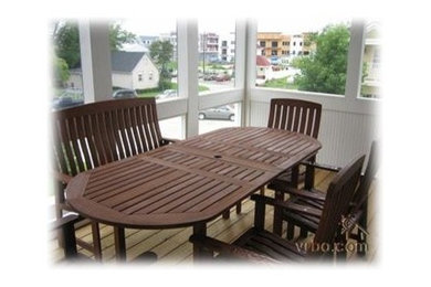 Country porch photo in Chicago