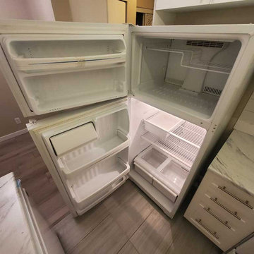 Move Out Deep Cleaning of a One bedroom plus Den Condo Located in Coquitlam BC C