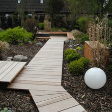Holz in Garten