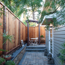 Menlo Courtyard
