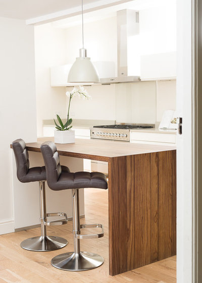 Contemporary Kitchen by Haus12 Interiors