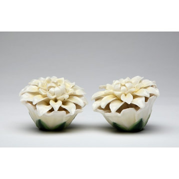 Daisy Salt and Pepper Shakers, Set of 2