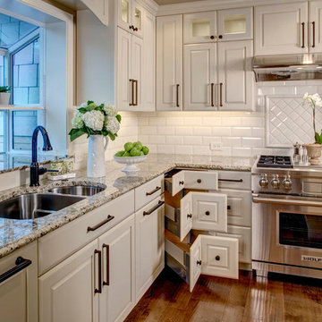 Providence Pt. Classic Kitchen