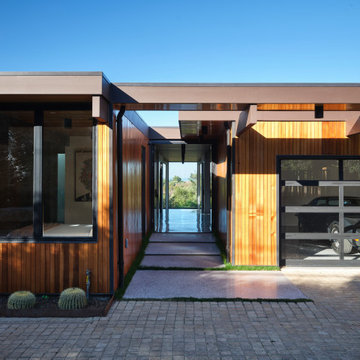 Malibu Glass Box House by Klopf Architecture