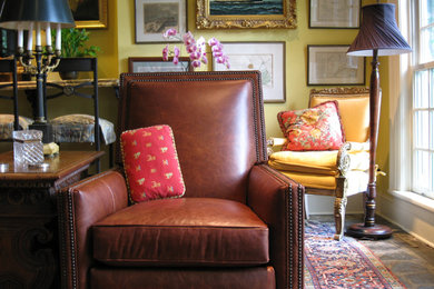 Home design - traditional home design idea in Charleston