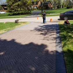 Wheaton Mattoni Driveway - Landscaping Stones And Pavers