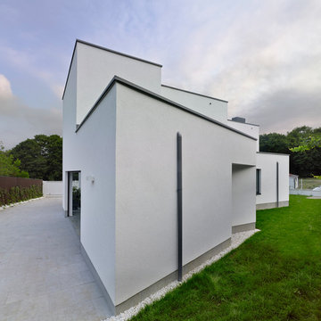 AP HOUSE