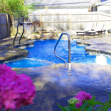 Mayo Fiberglass Pool