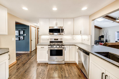 Arts and crafts kitchen photo in New York