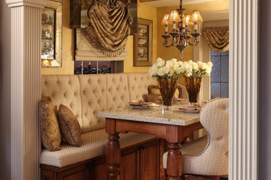 Kitchen - traditional kitchen idea in Atlanta