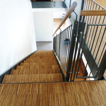 Treppe Stahl - Holz