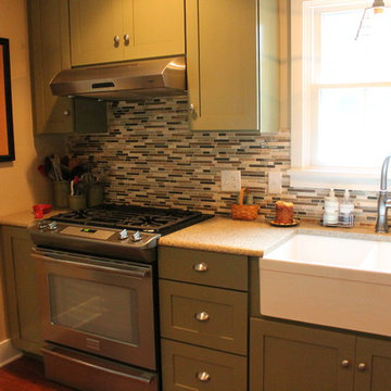 Cottage style green kitchen