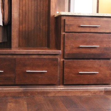 Geneseo, IL- Birch Kitchen With Drop Zone Bench