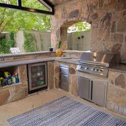 Outdoor Kitchen - Major Kitchen Appliances
