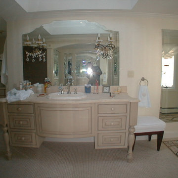 Bathroom King & Queen Traditional