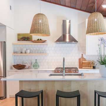 Aurora Snow HanStone Quartz Kitchen