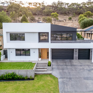 Waugh St, Griffith