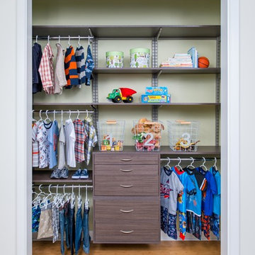 Organized Child's Closets | Organized Living freedoRail