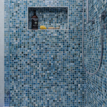 Danville Residence V: Relaxed + Refined Bathrooms