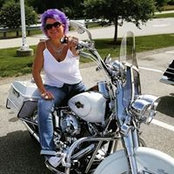 Suzanne Provencher's photo