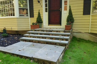 Design ideas for a landscaping in New York.
